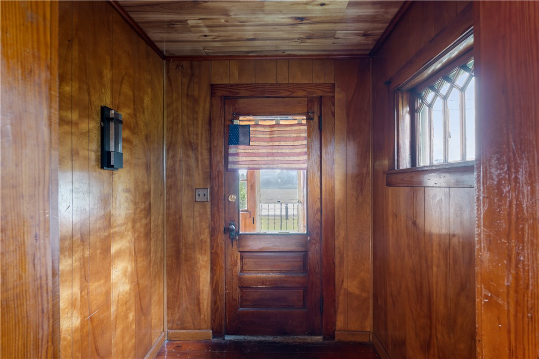 886 Main Street