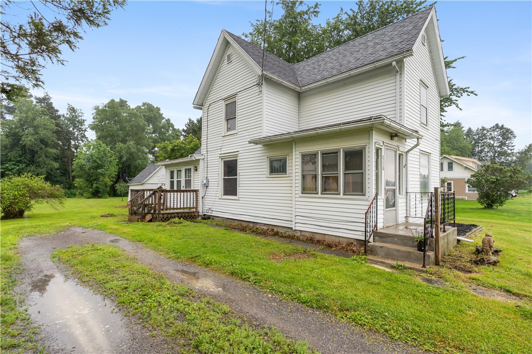 886 Main Street