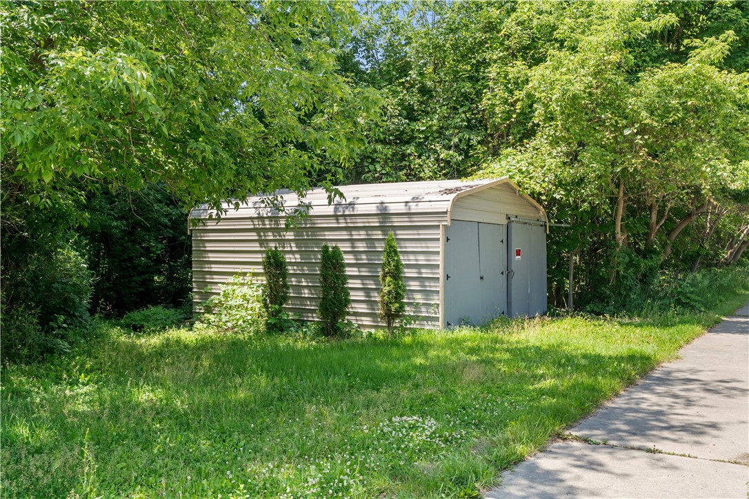 24 Wayland Street
