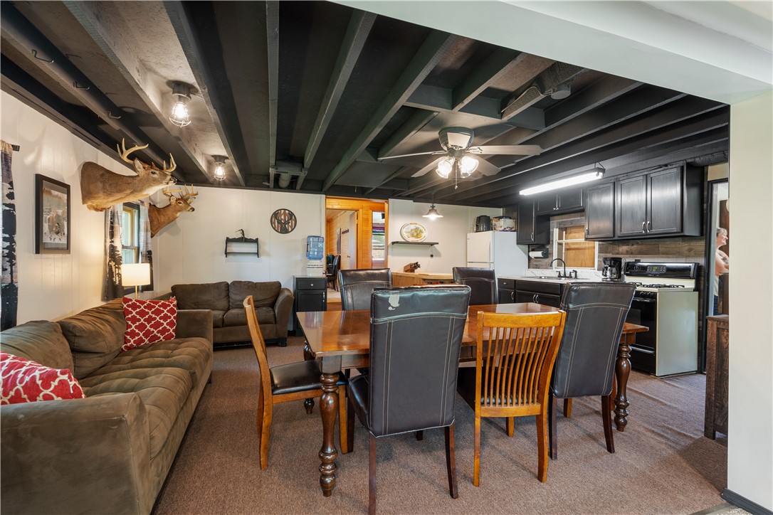 9052 County Road 15b