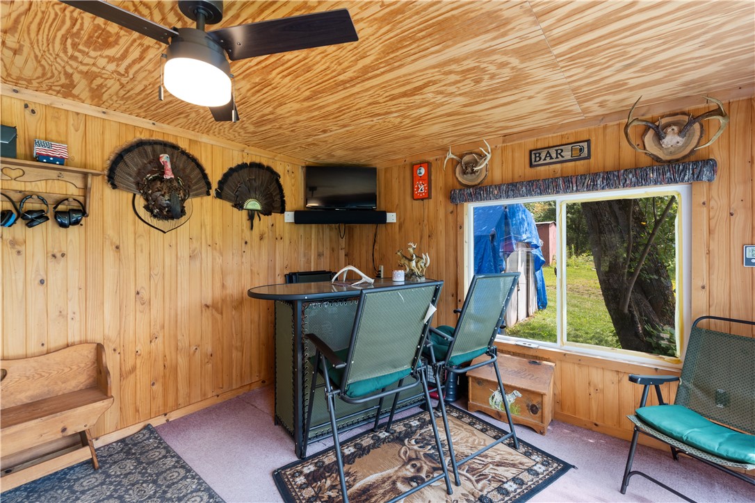 9052 County Road 15b