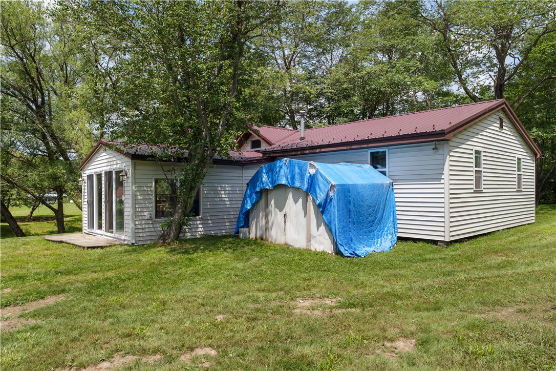 9052 County Road 15b