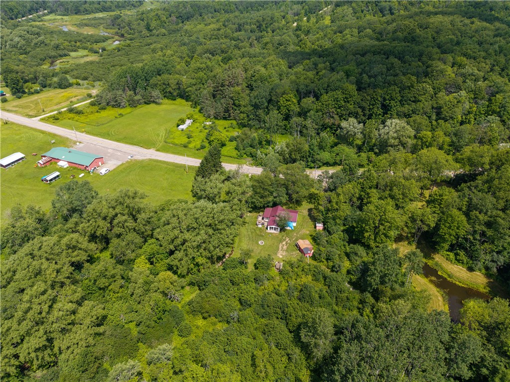 9052 County Road 15b