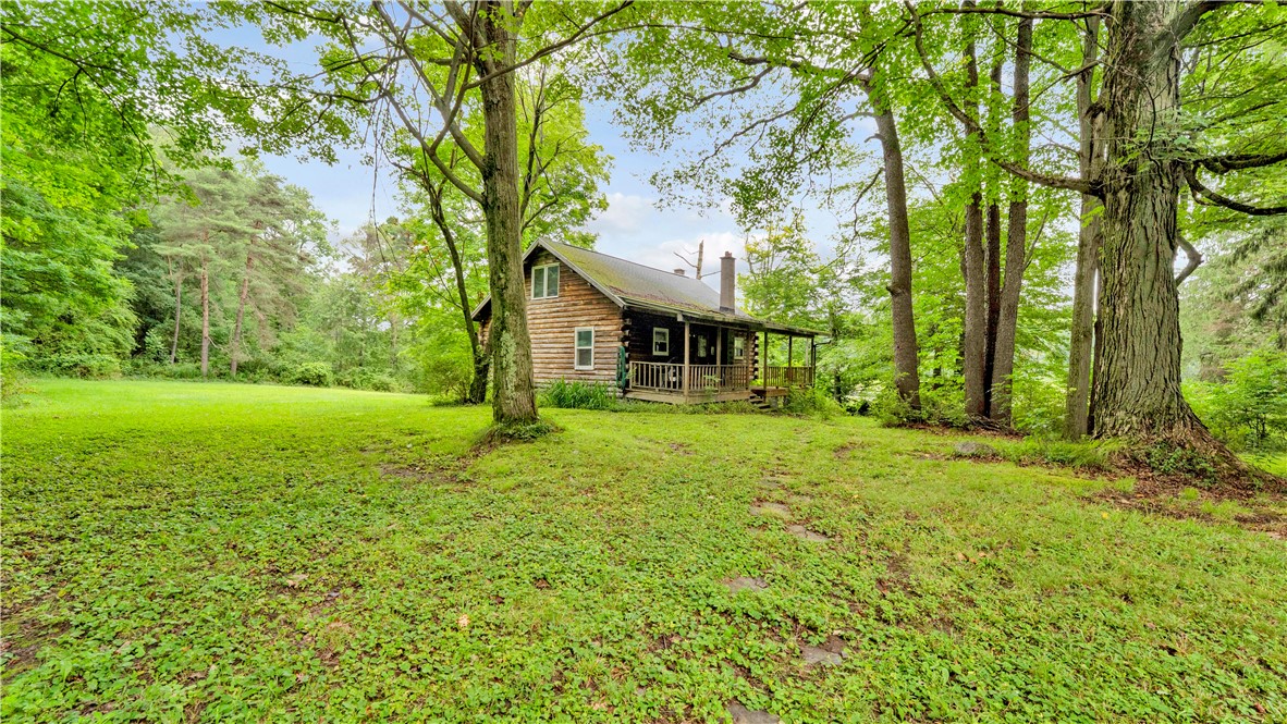 1575 Halls Corners Road