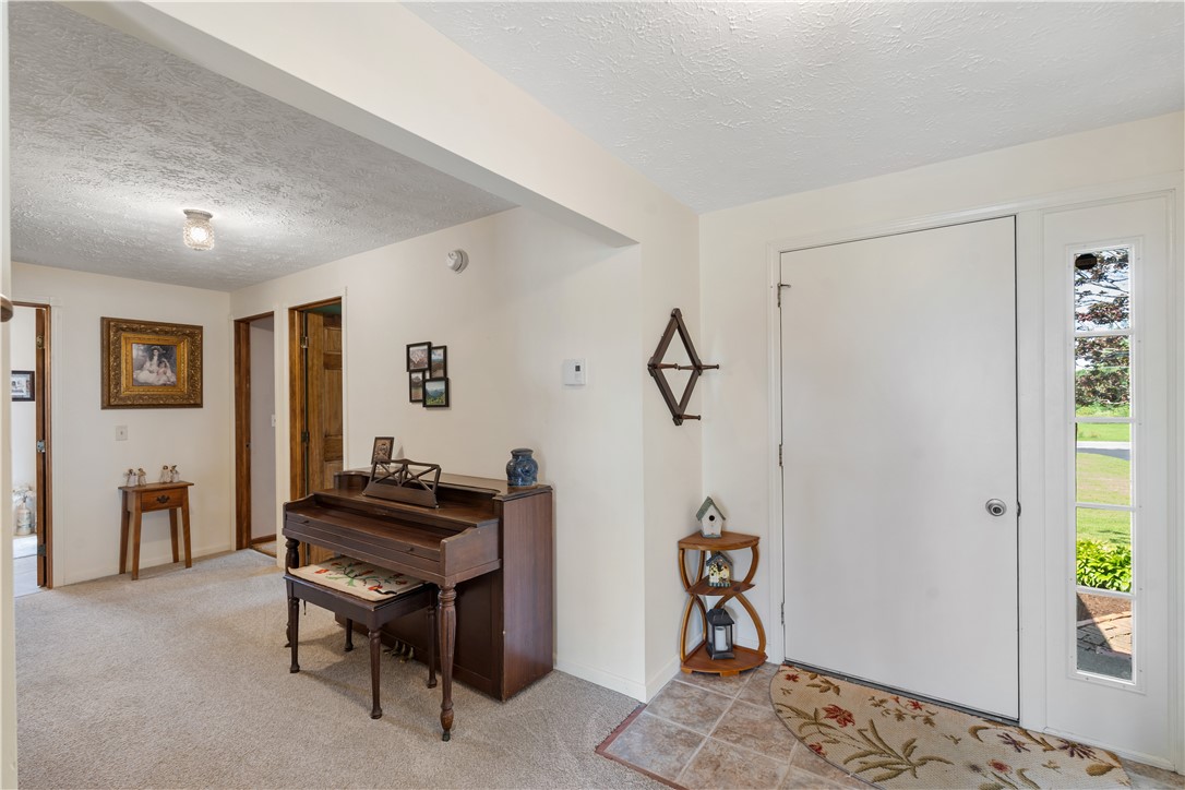 1261 Middle Road