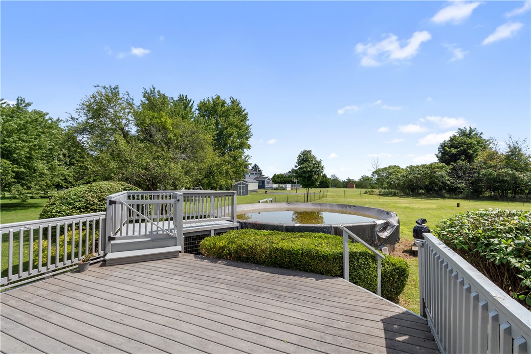 1261 Middle Road