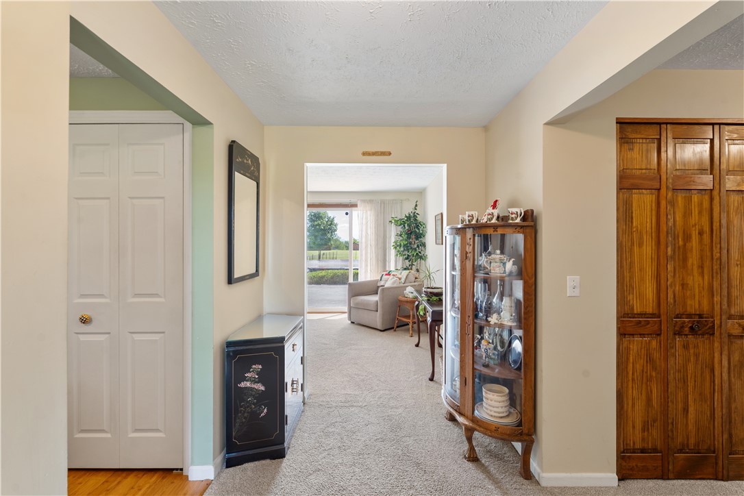1261 Middle Road