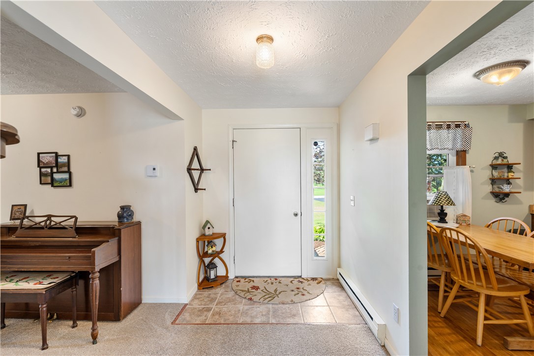 1261 Middle Road