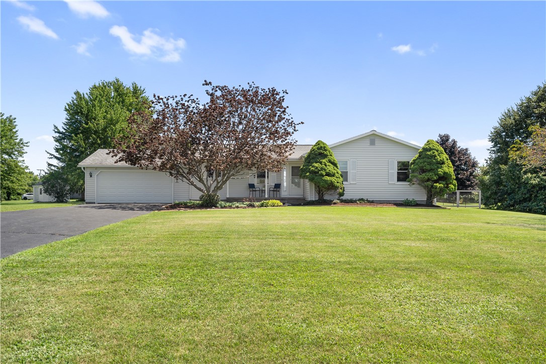 1261 Middle Road