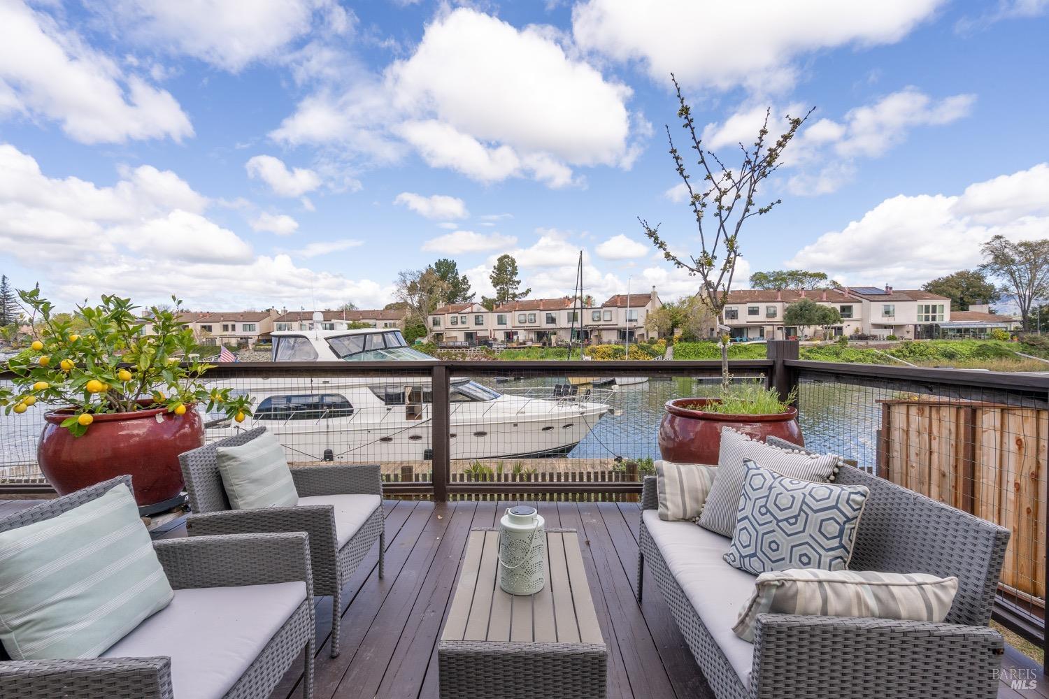 1190 River Park Blvd