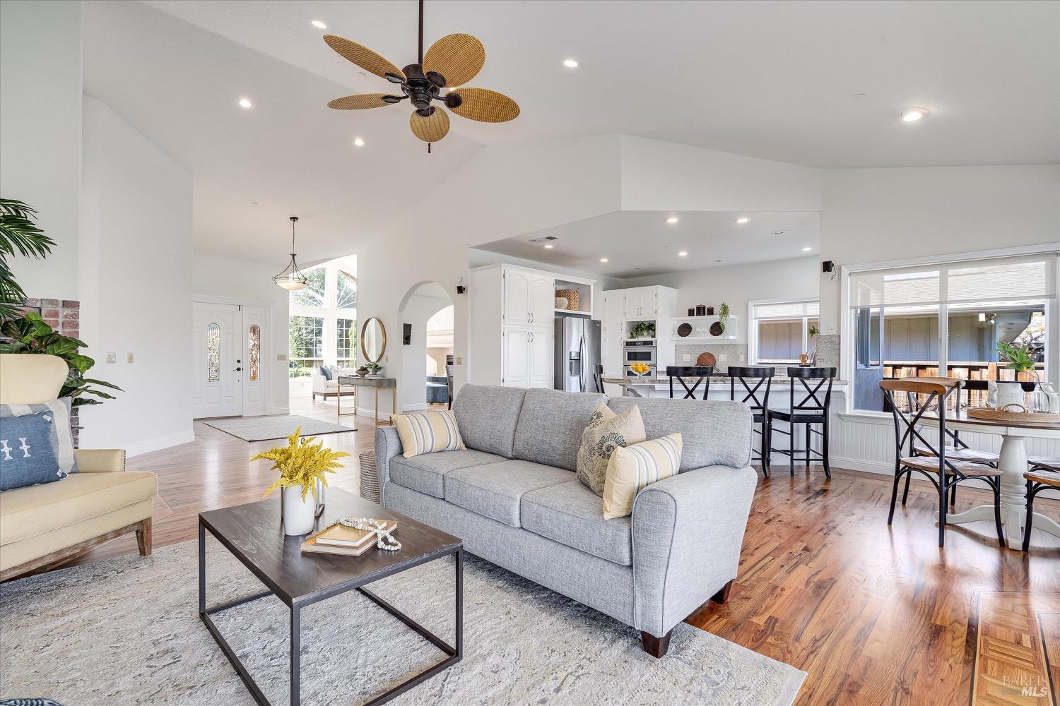 1190 River Park Blvd