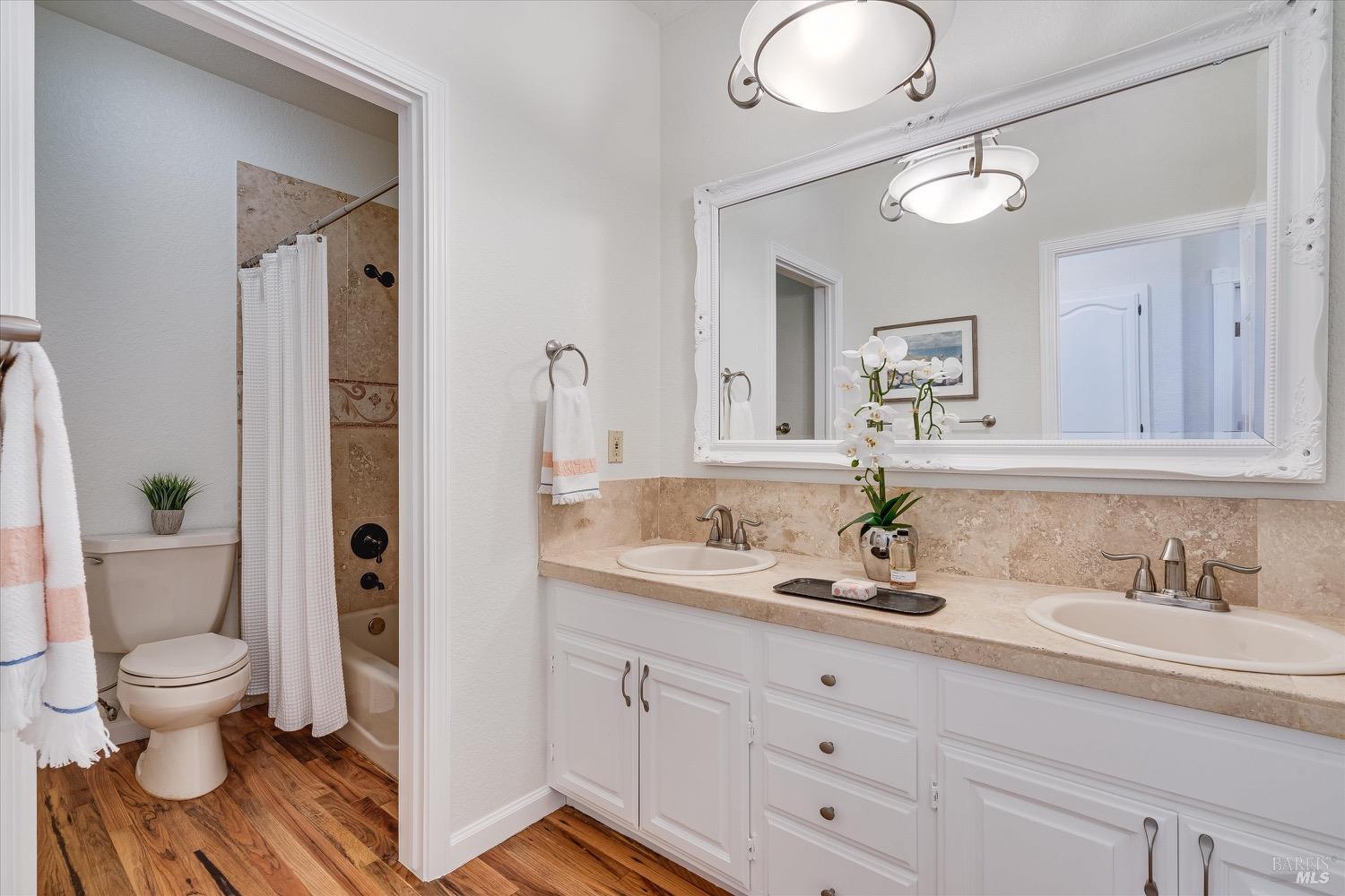 1190 River Park Blvd