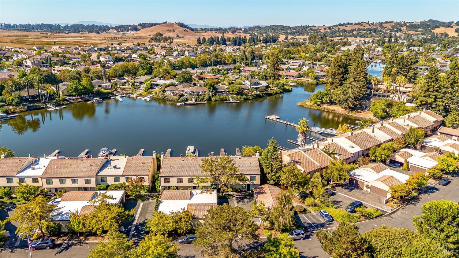 925 Marina Dr