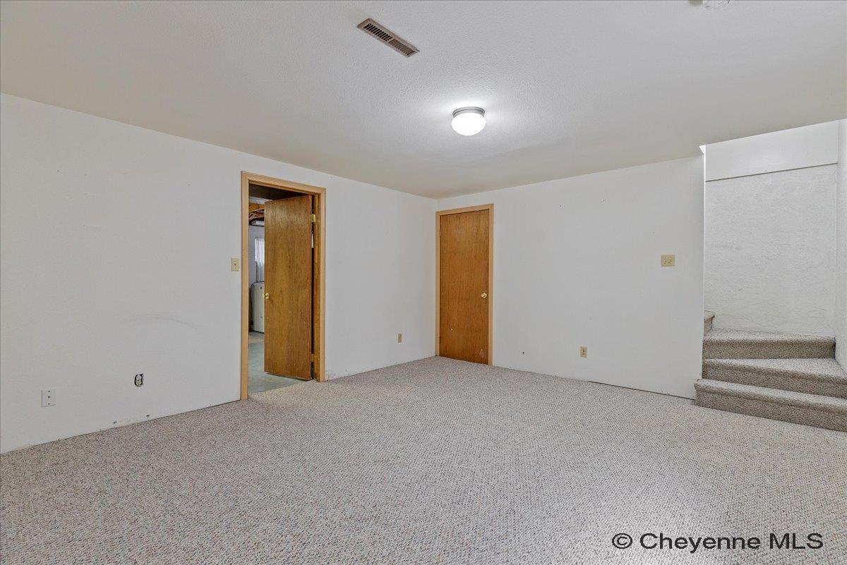 1458 TRENT CT