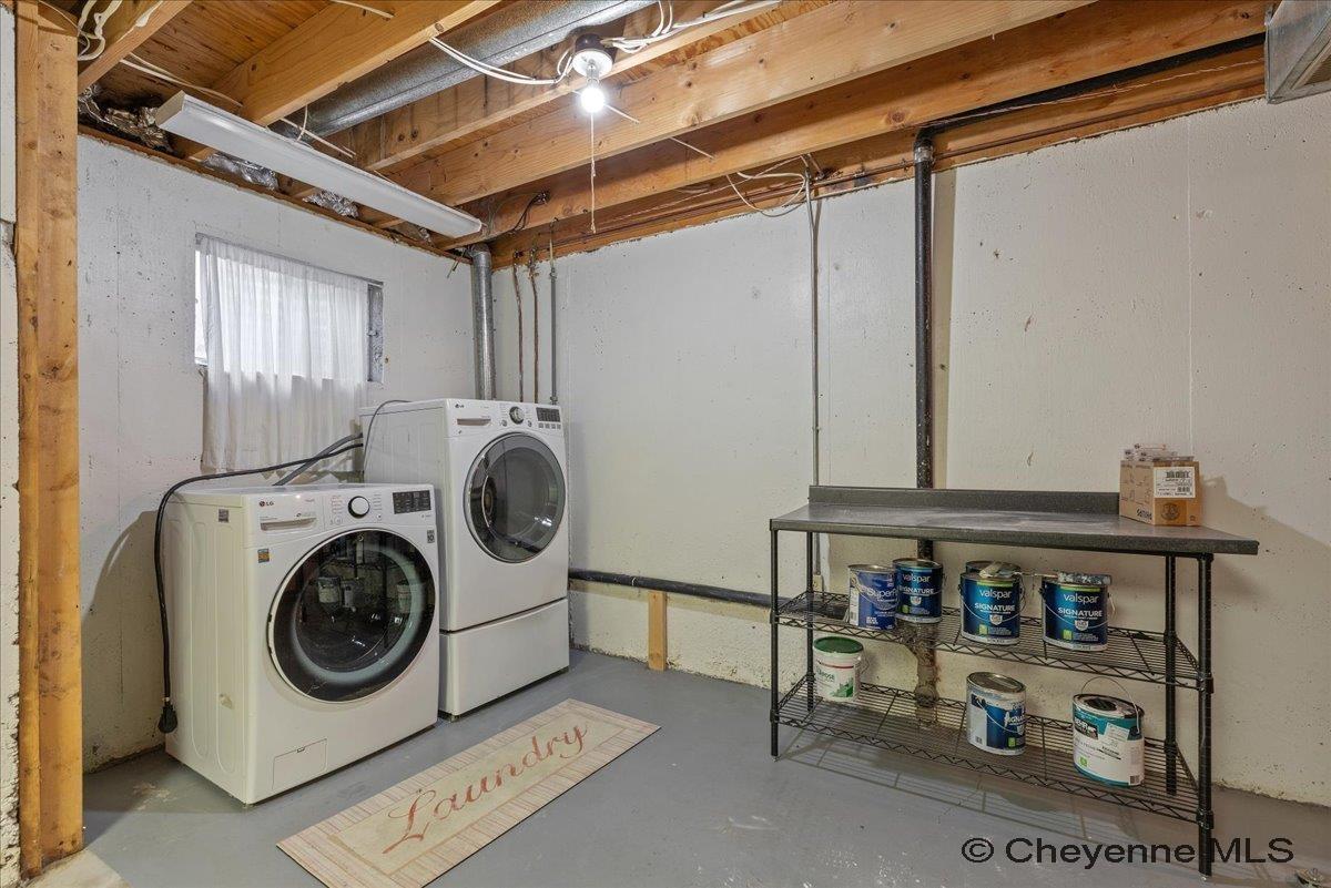 1458 TRENT CT