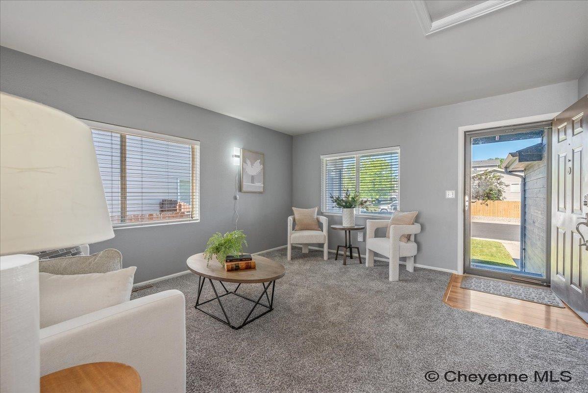 1921 APPALOOSA DR