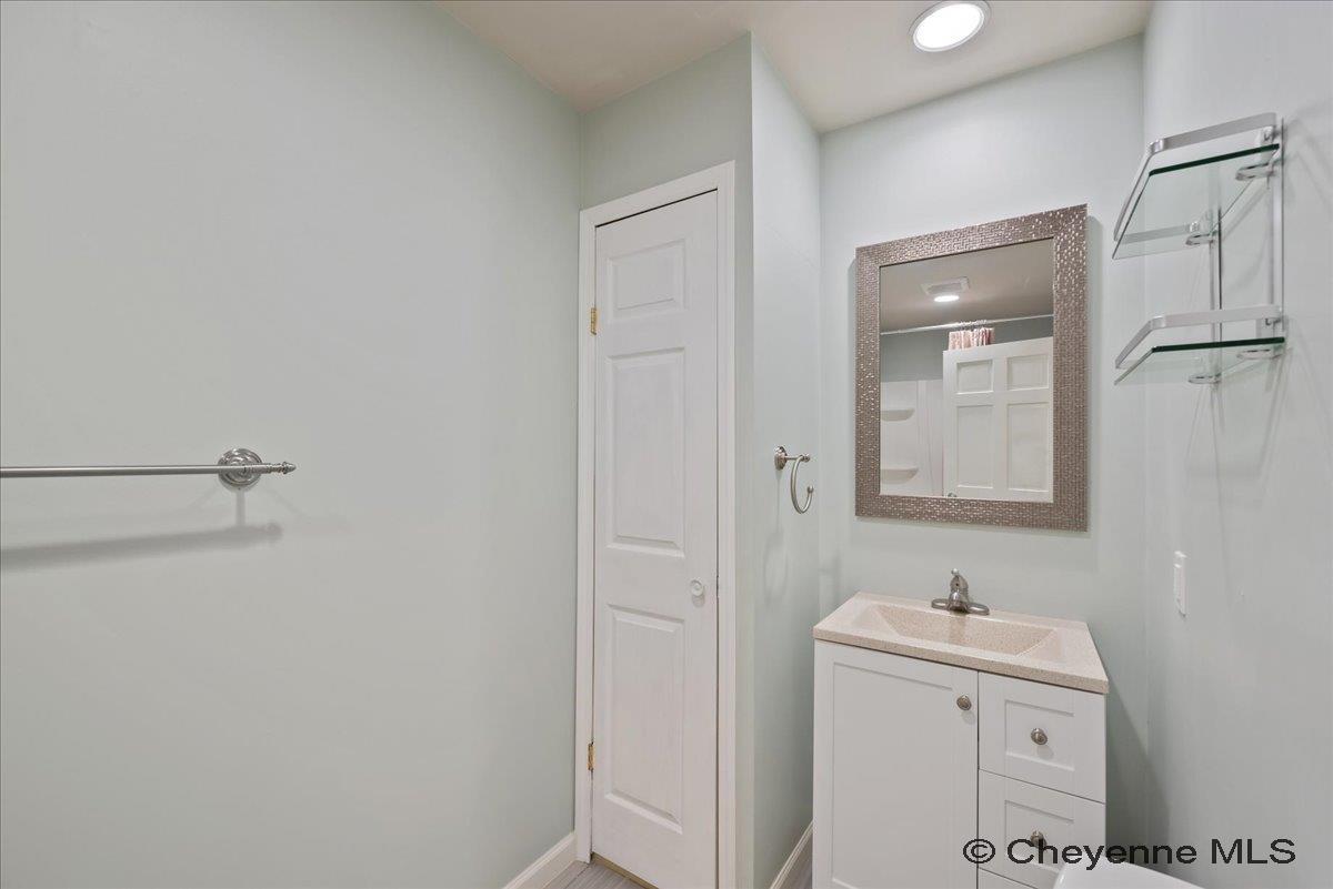 1921 APPALOOSA DR
