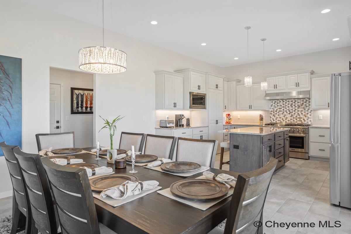 1472 SCENIC RIDGE DR