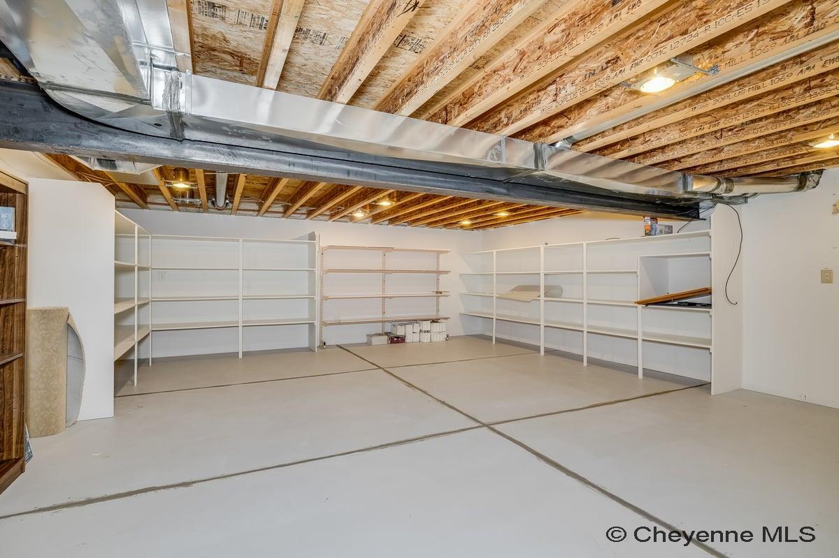 714 E OLE MAVERICK RD