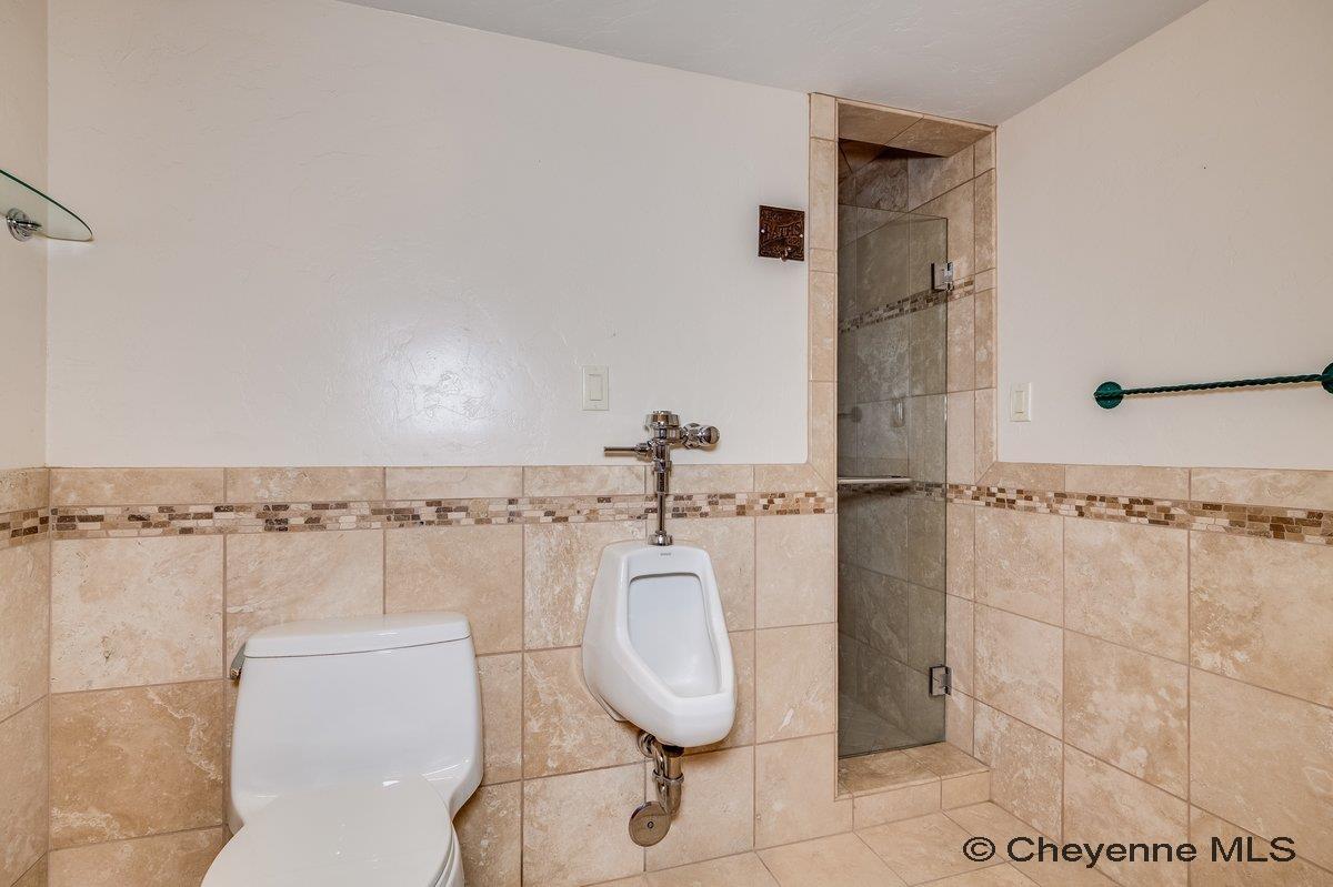 714 E OLE MAVERICK RD