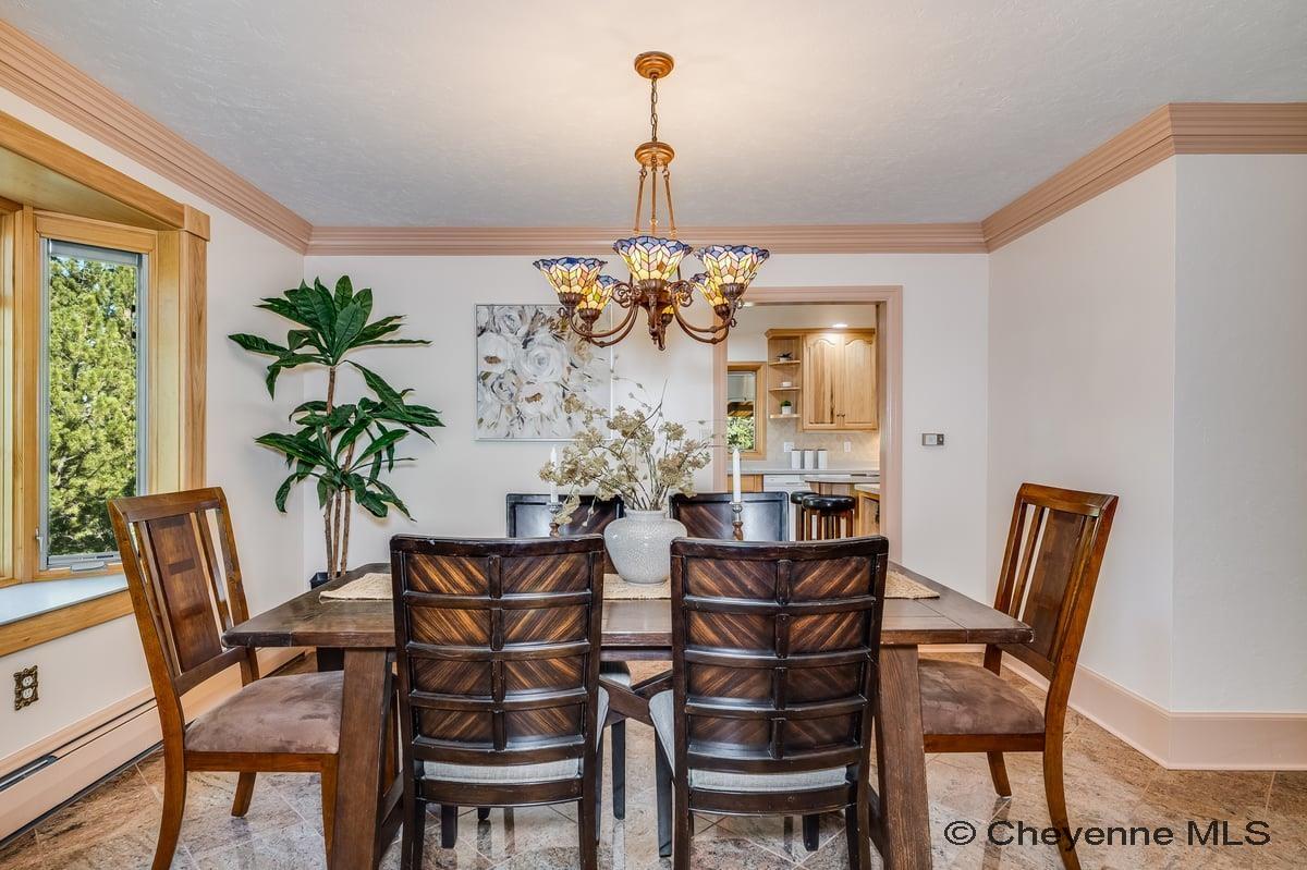 714 E OLE MAVERICK RD