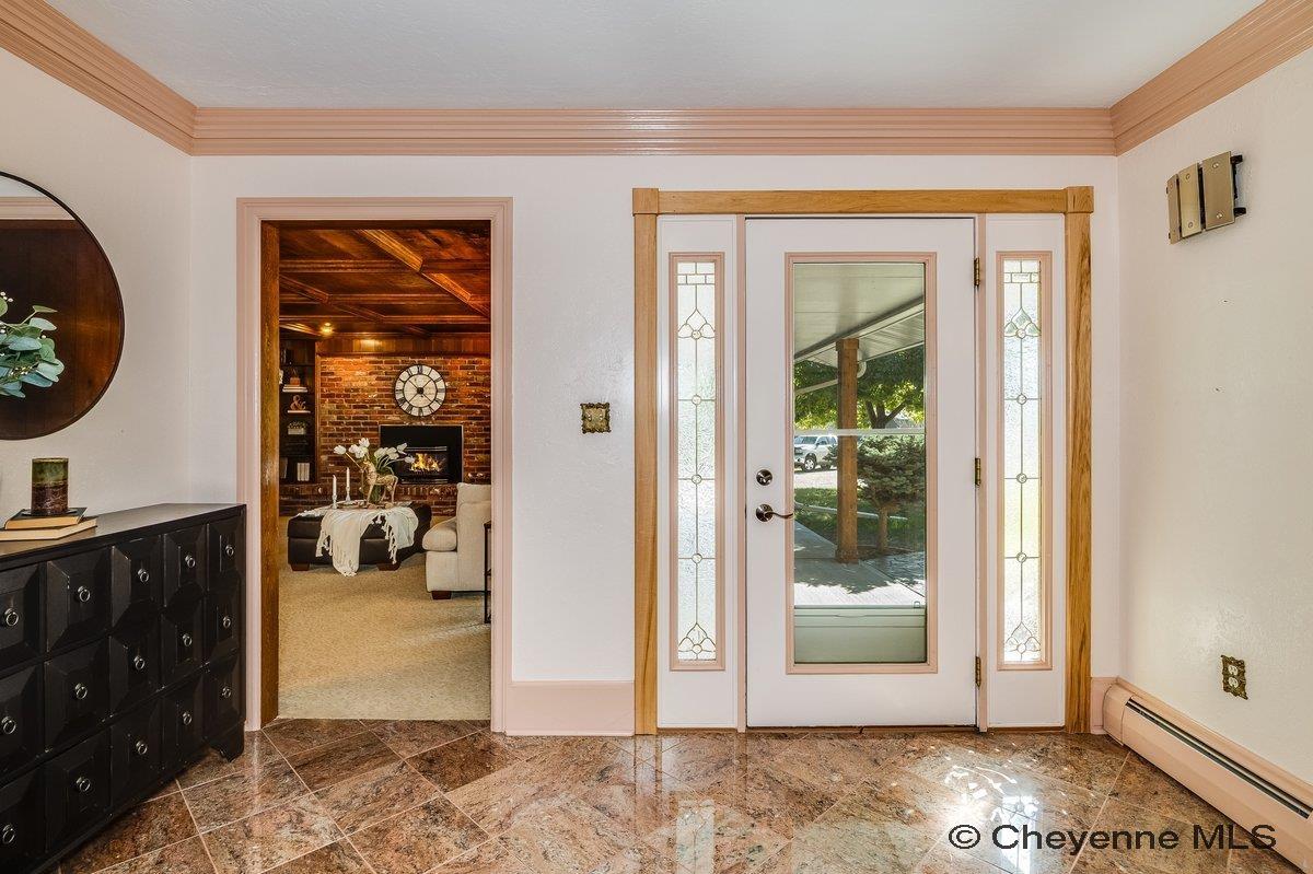 714 E OLE MAVERICK RD