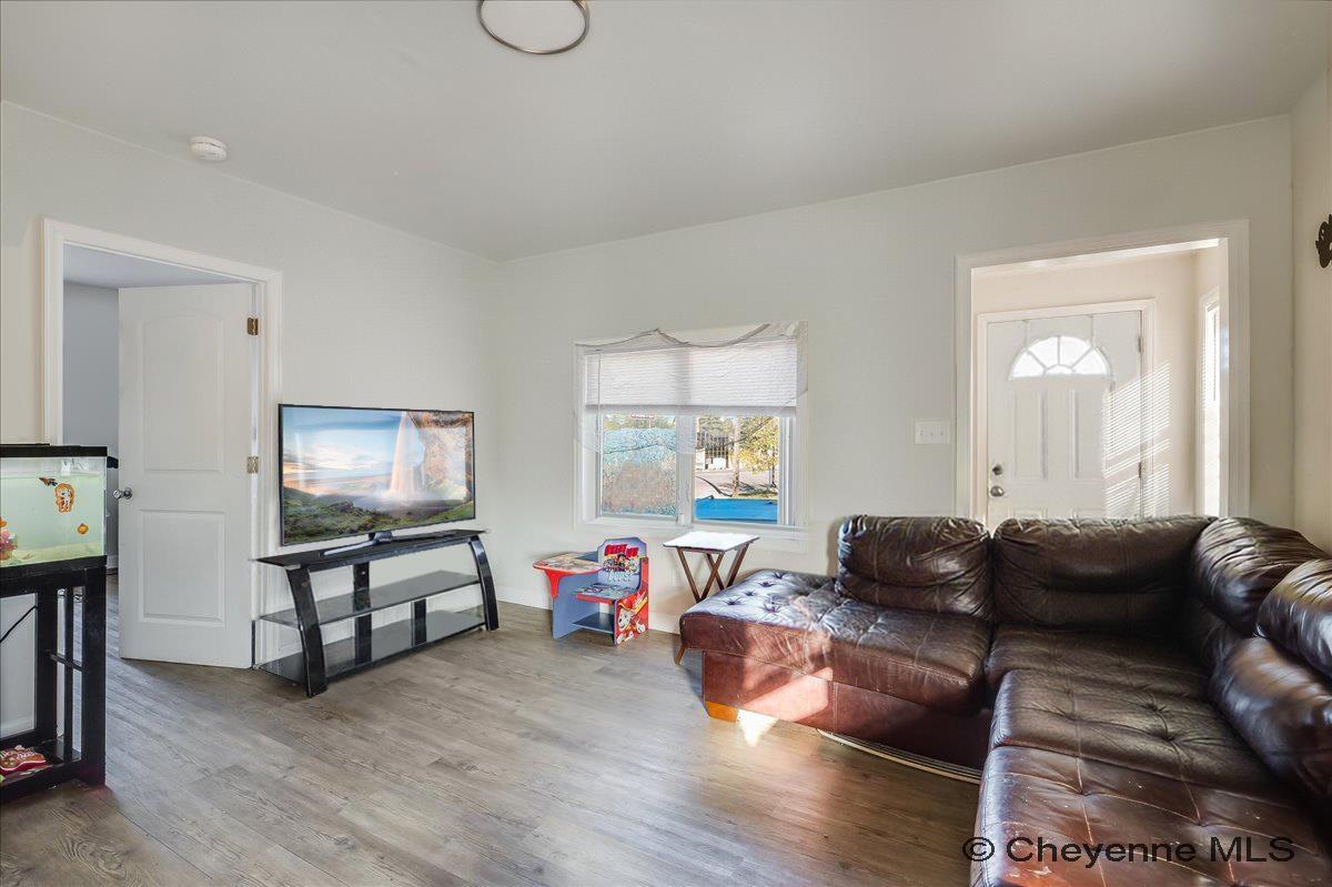 1410 CARBON AVE Unit: A-D