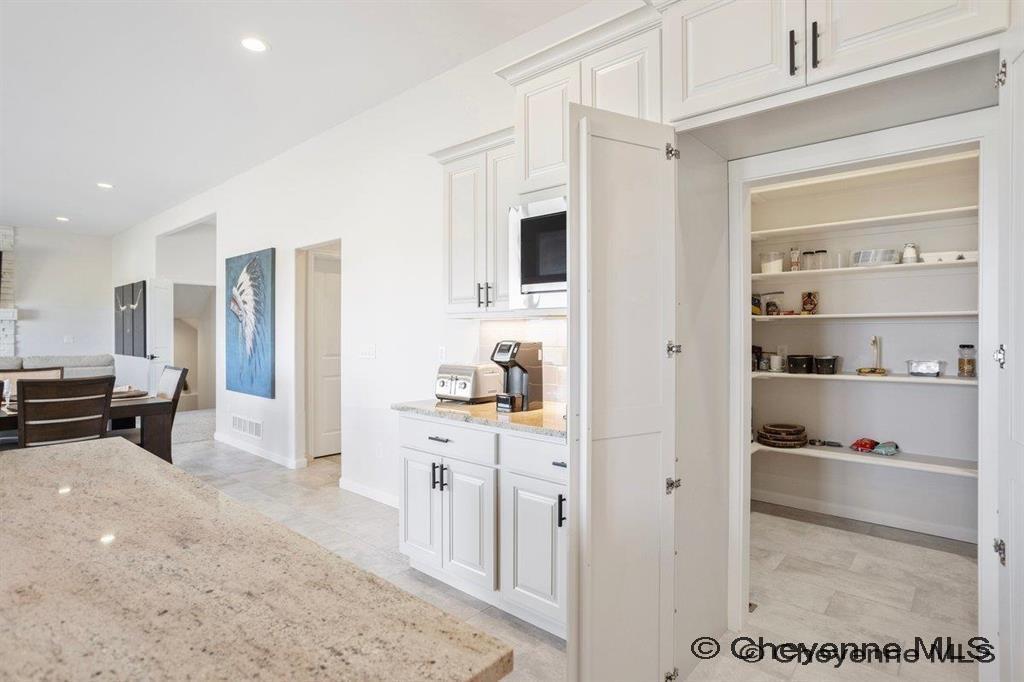 1472 SCENIC RIDGE DR