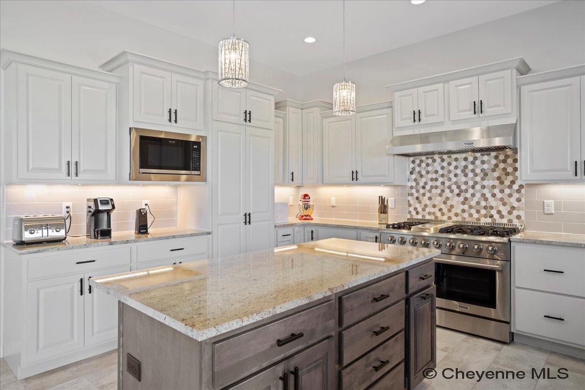 1472 SCENIC RIDGE DR