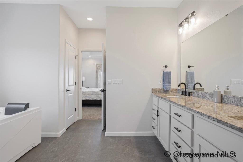 1472 SCENIC RIDGE DR