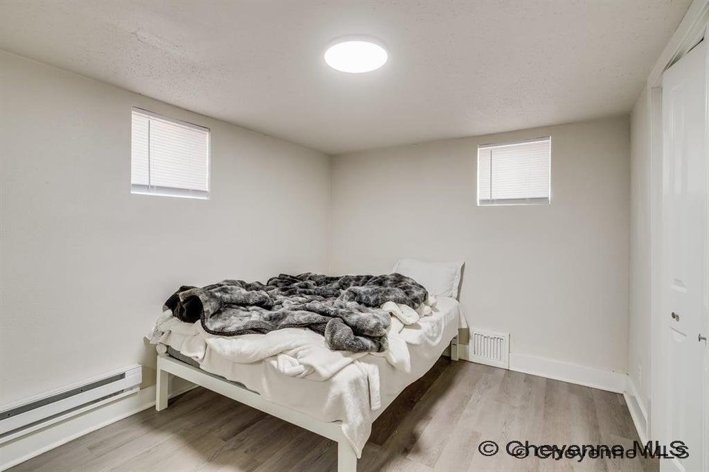 1410 CARBON AVE Unit: A-D