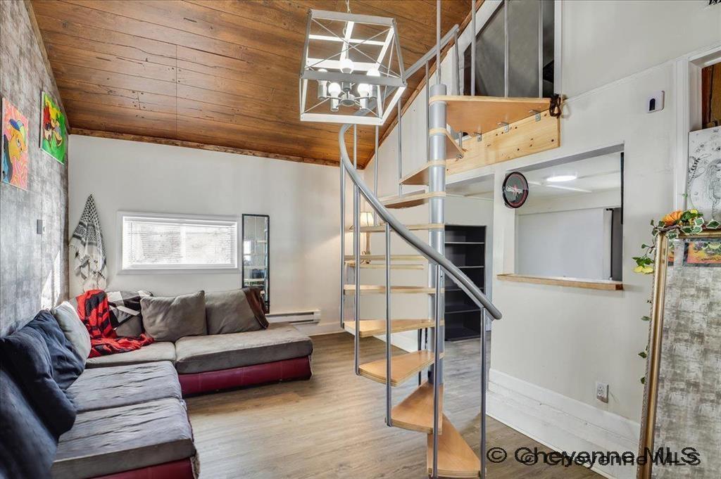 1410 CARBON AVE Unit: A-D