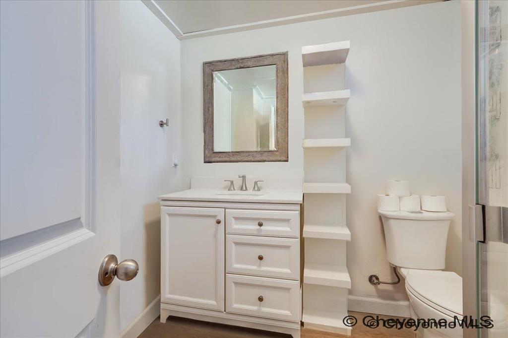 1410 CARBON AVE Unit: A-D