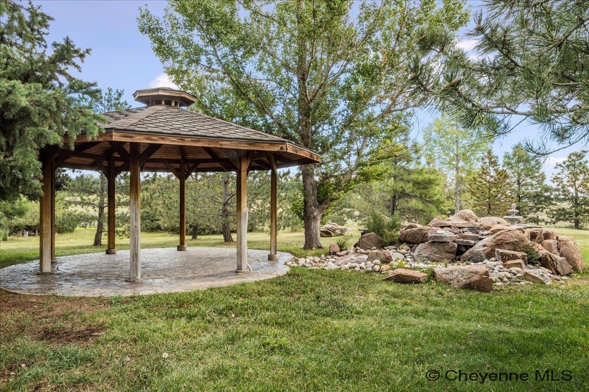 714 E OLE MAVERICK RD