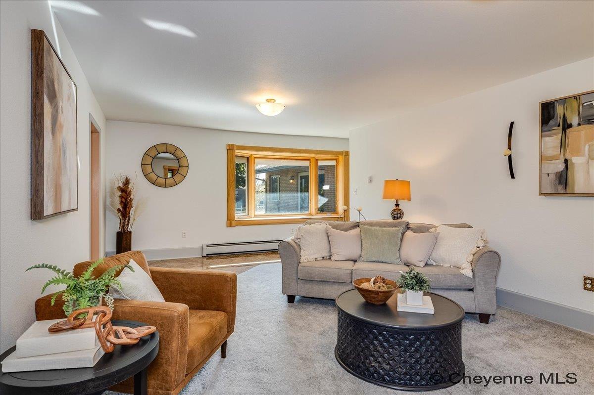 714 E OLE MAVERICK RD