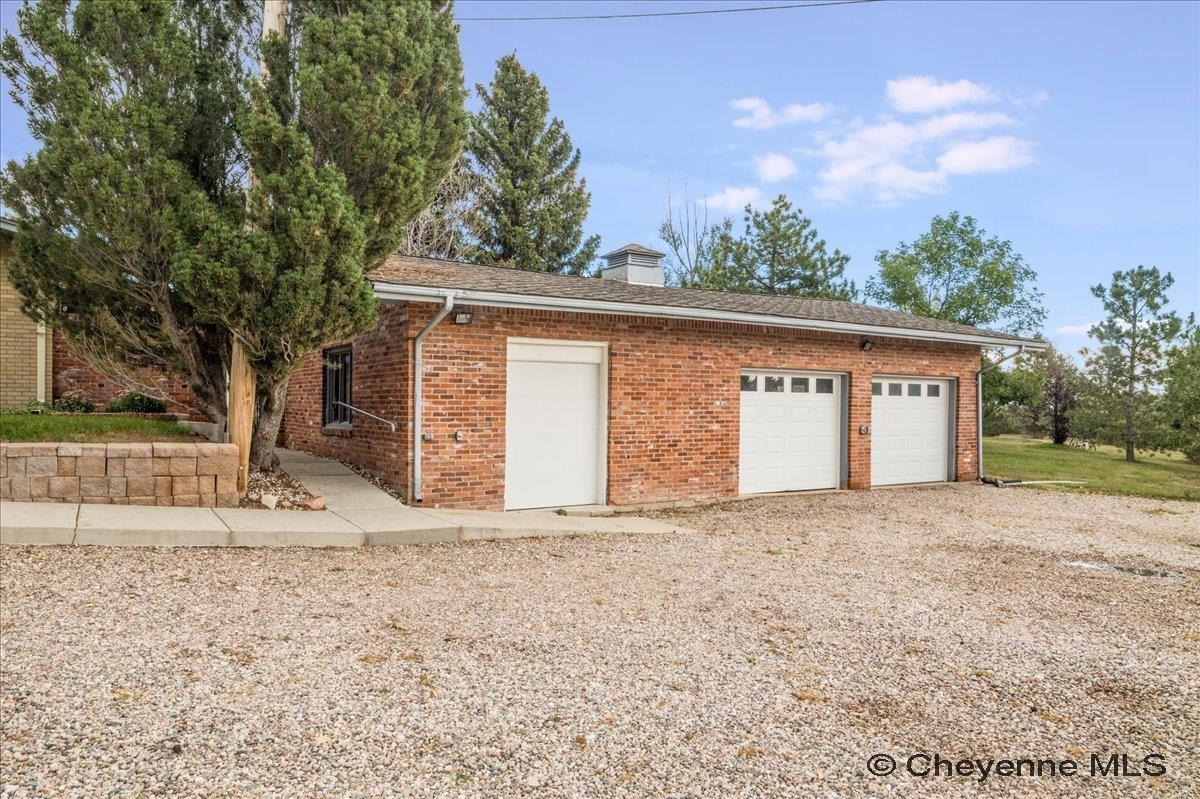 714 E OLE MAVERICK RD