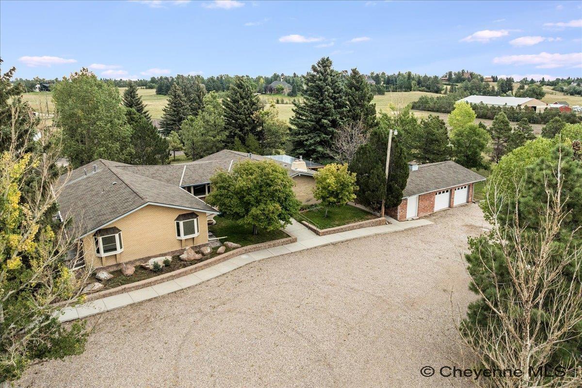 714 E OLE MAVERICK RD