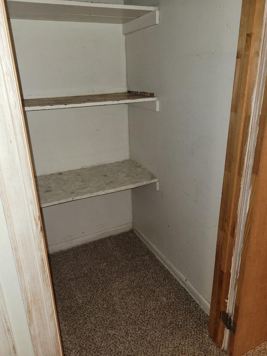 327 Ziegler Avenue