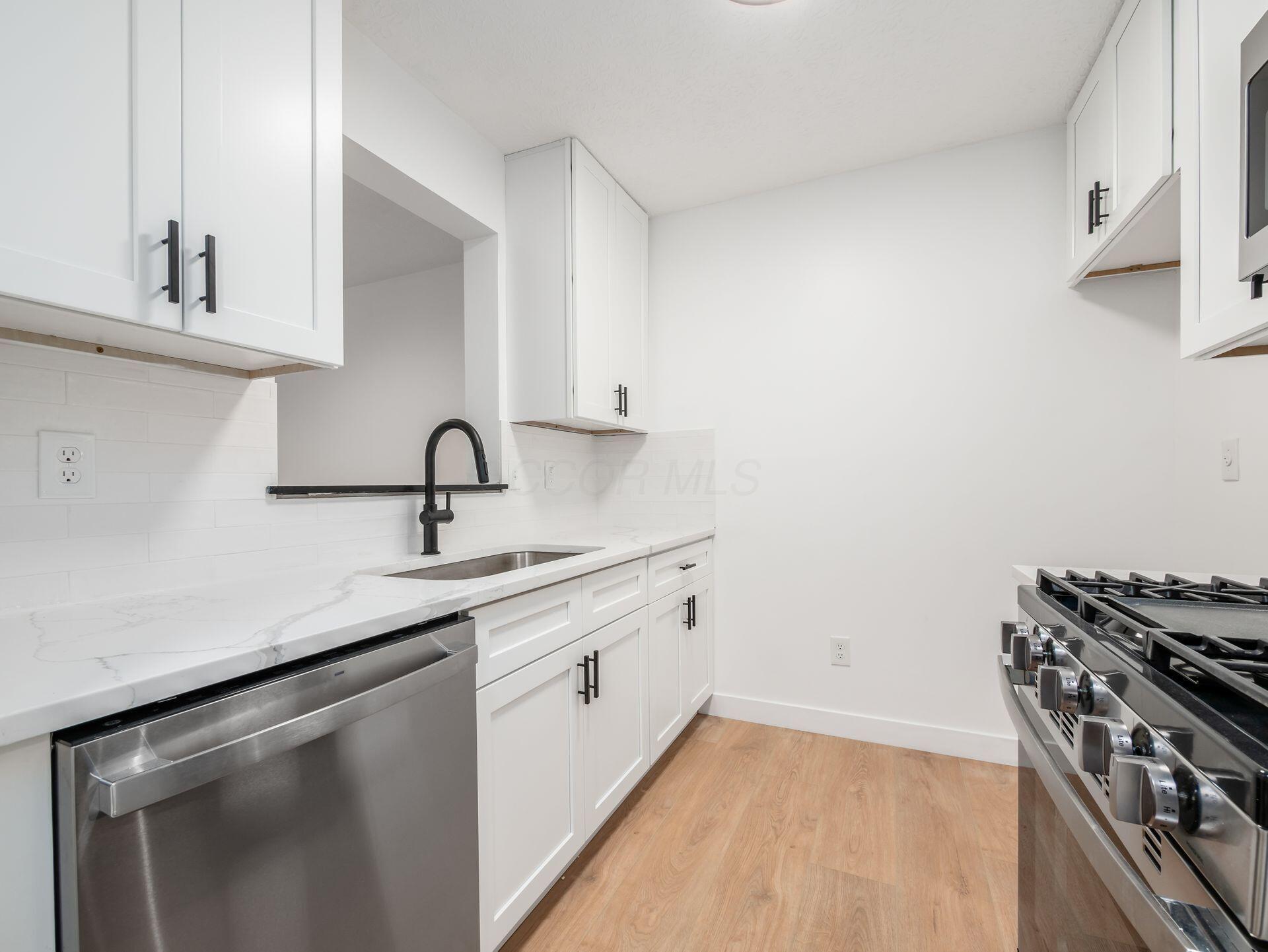 4083 Parkcove Drive, 23A