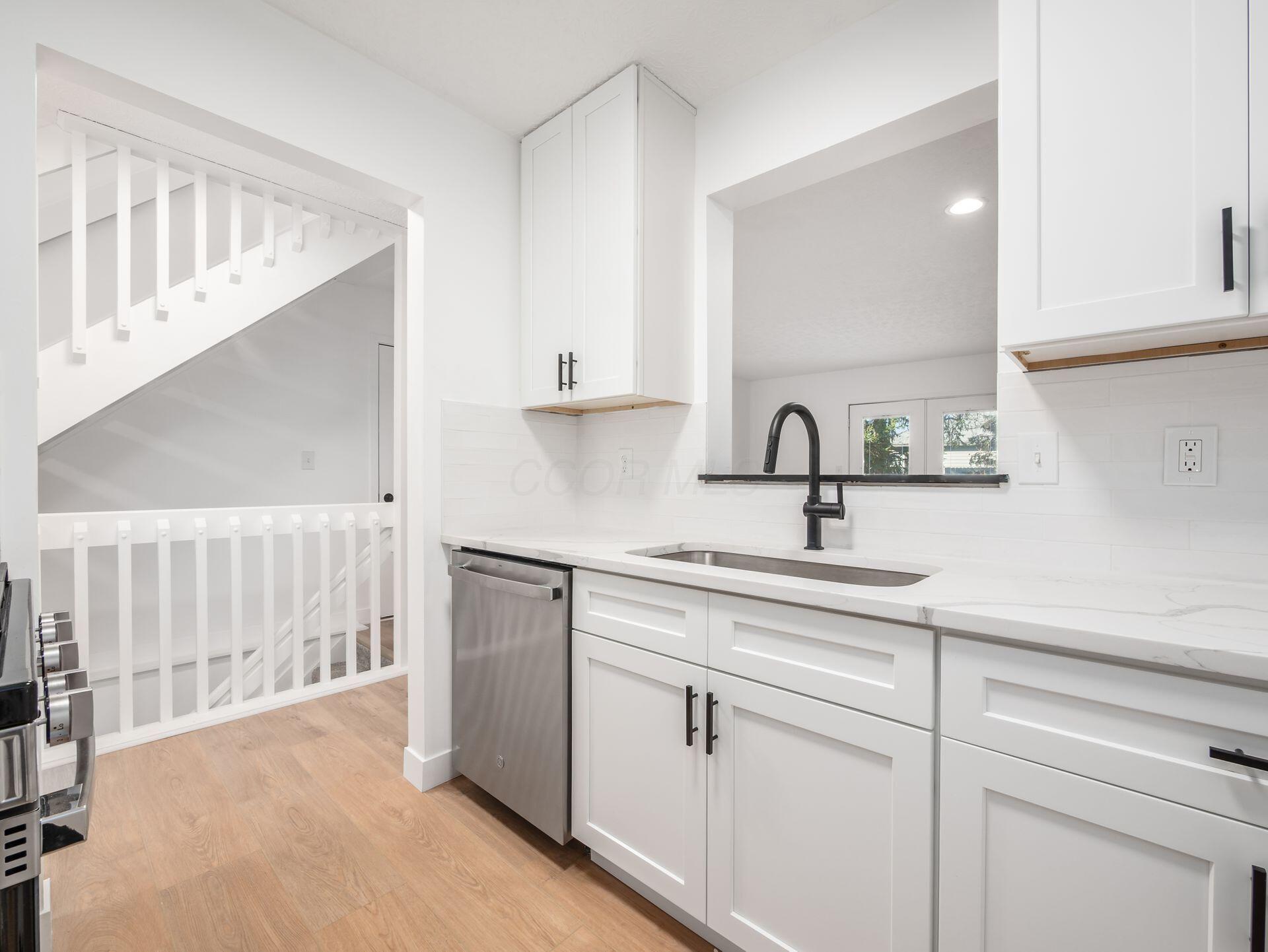 4083 Parkcove Drive, 23A