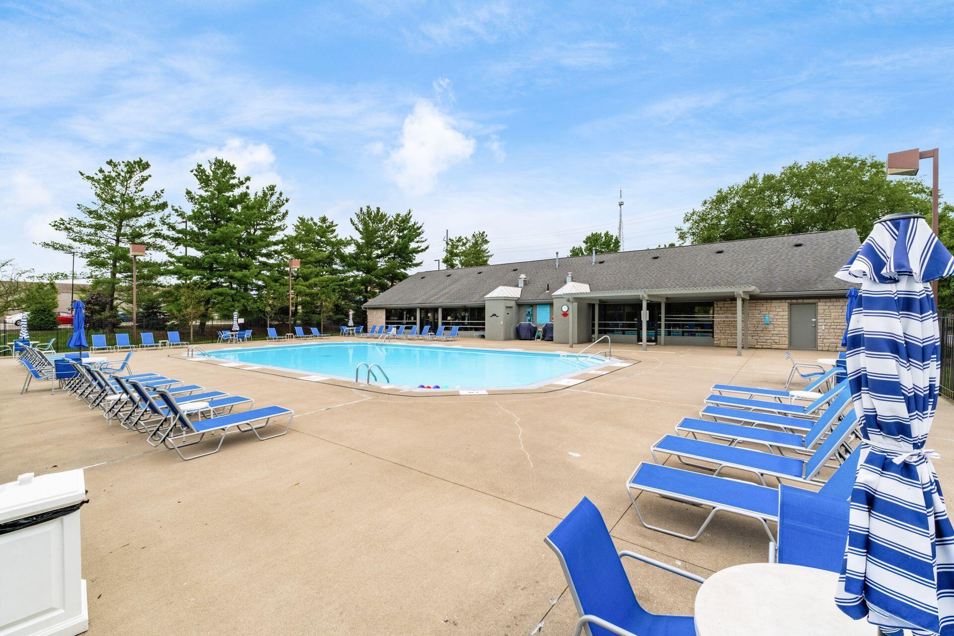 4083 Parkcove Drive, 23A