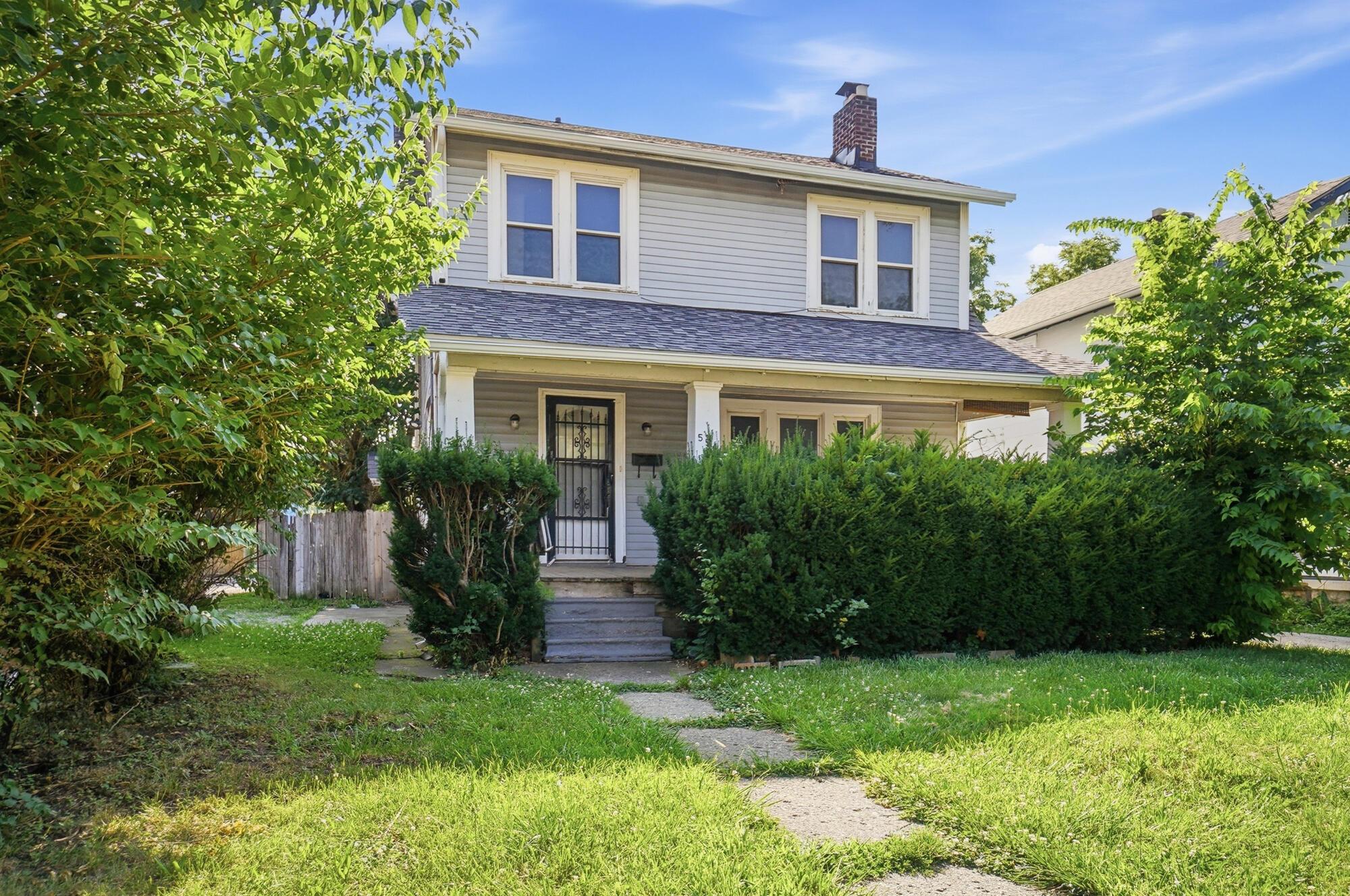 554 S Ogden Avenue