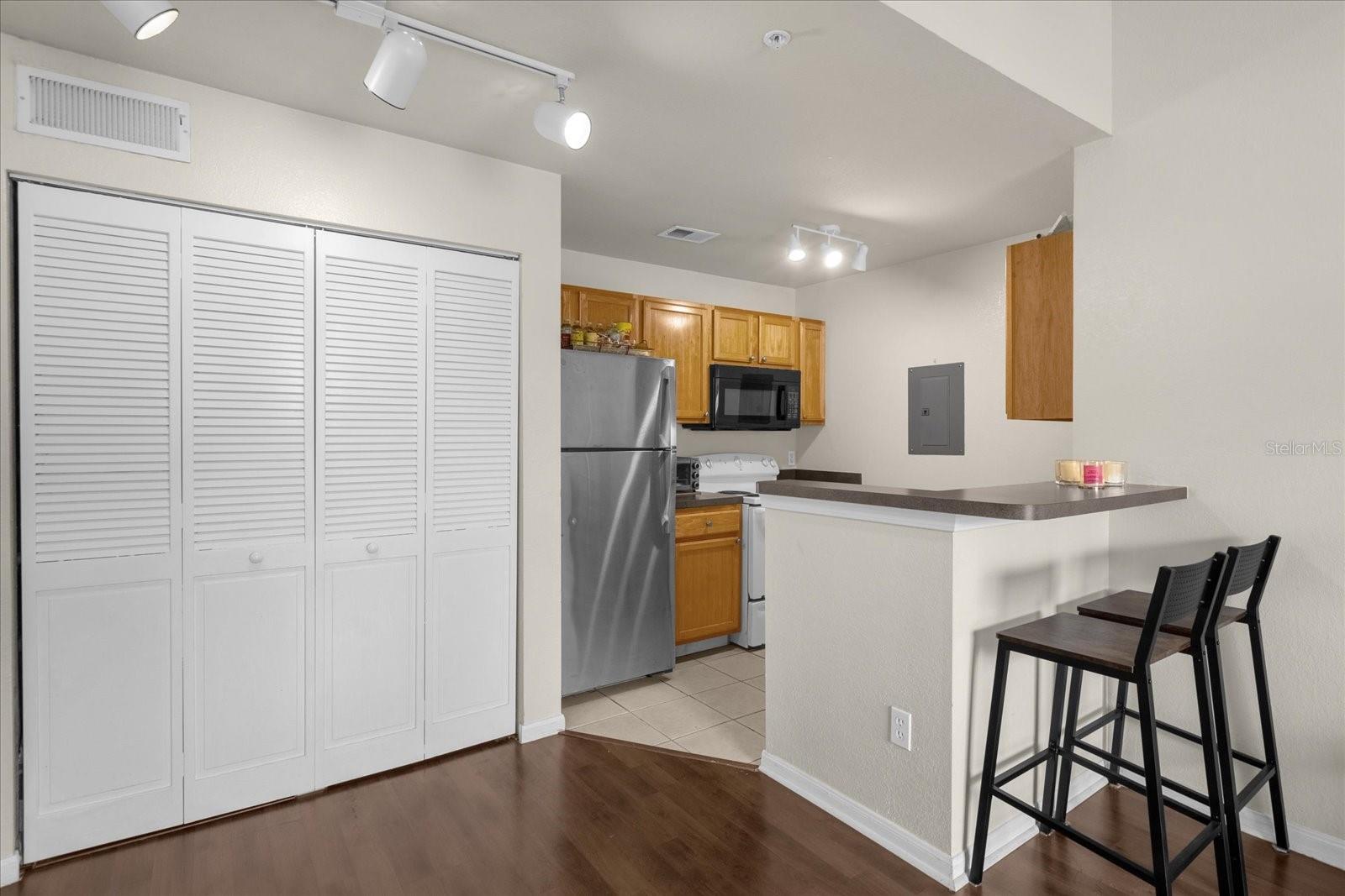 8933 LEE VISTA BLVD #2602