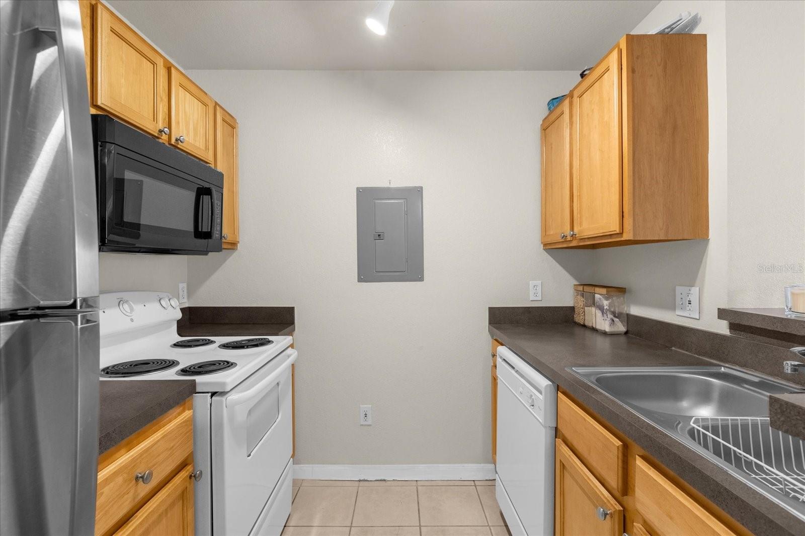 8933 LEE VISTA BLVD #2602