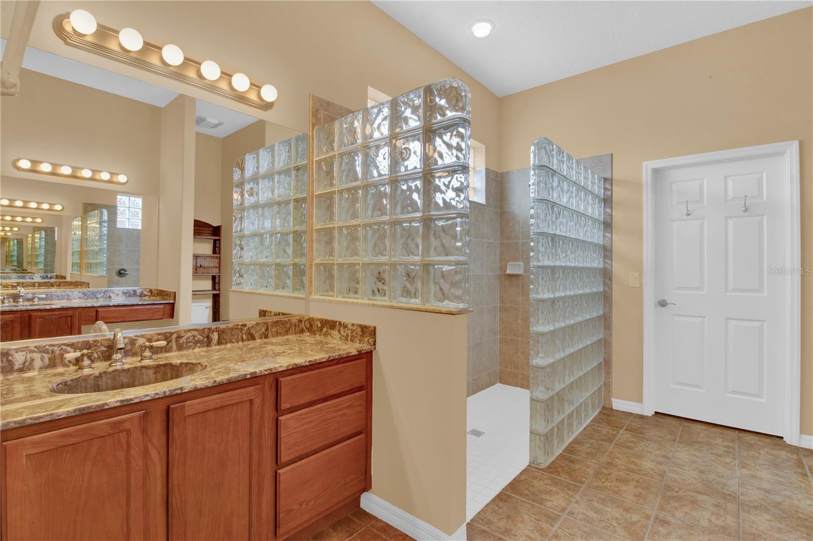 4538 NOTTOWAY DR