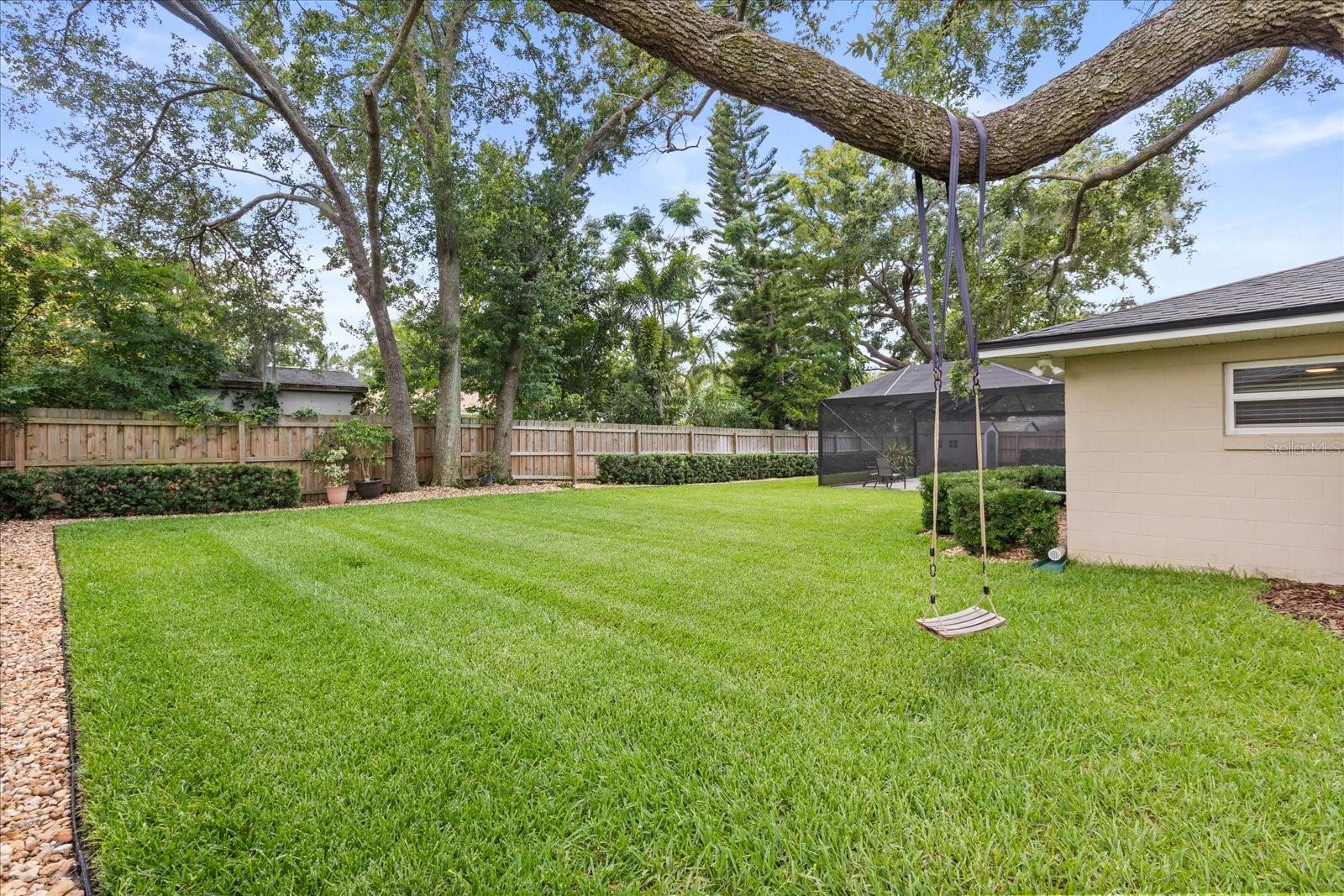 708 VALENCIA CT