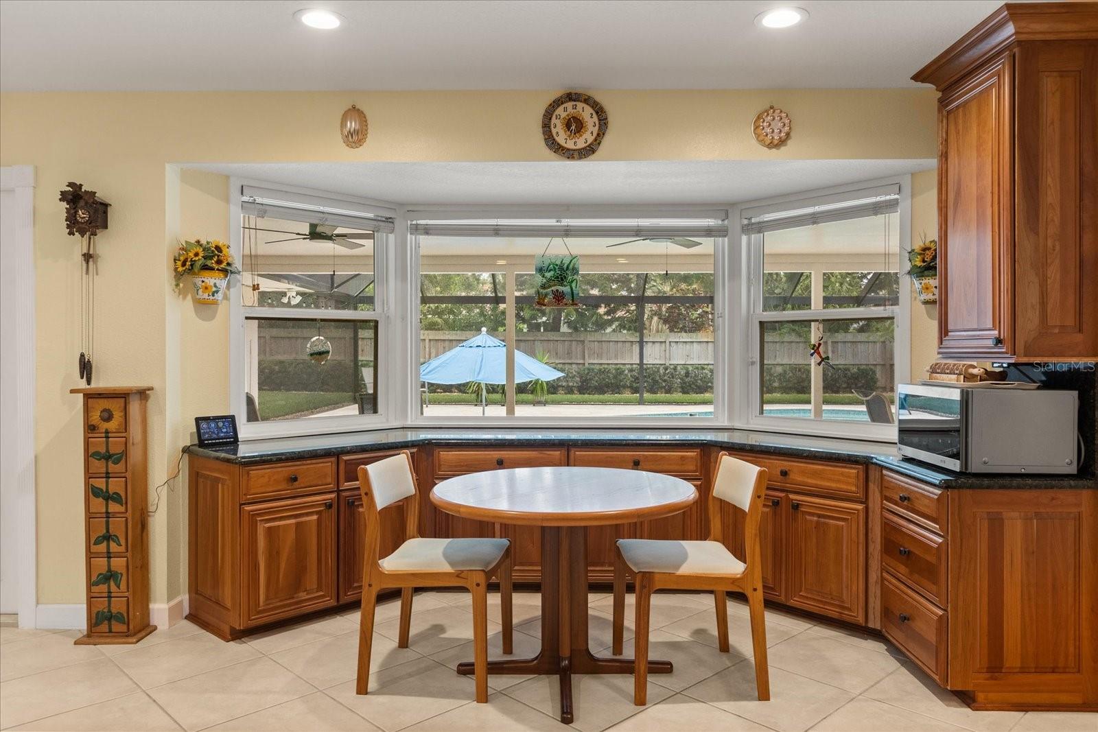 708 VALENCIA CT