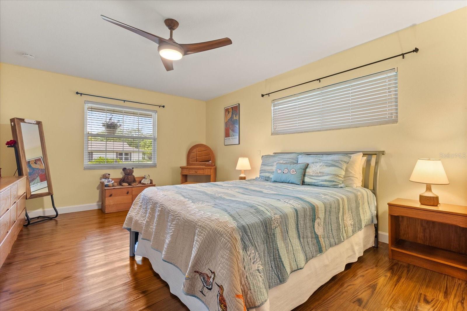 708 VALENCIA CT