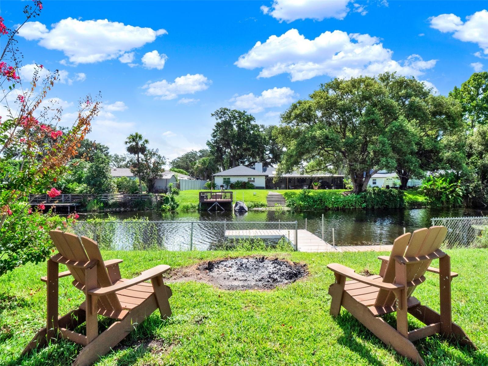 160 LAKE DESTINY TRL