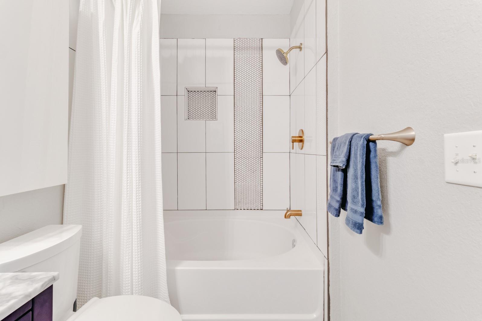 5550 E MICHIGAN ST #1325